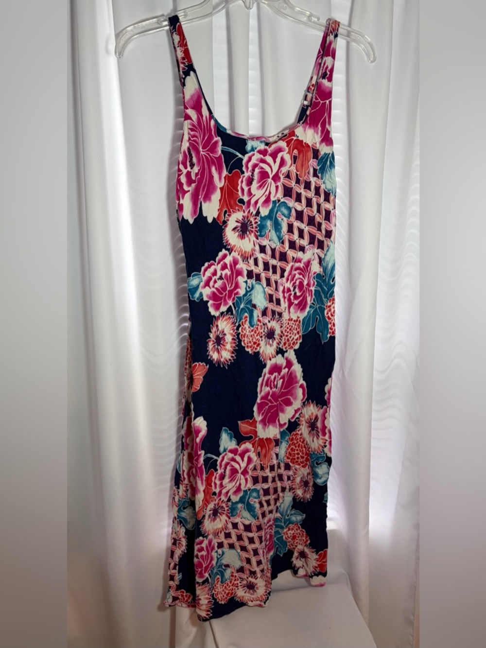 NATORI Pink & Orange & Navy Floral Chemise size M